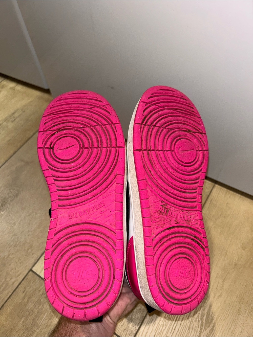 Nike Court Borough Mid 2 GS Youth Shoes Size 6.5Y Fierce Pink HV0933-100 - Picture 6 of 9
